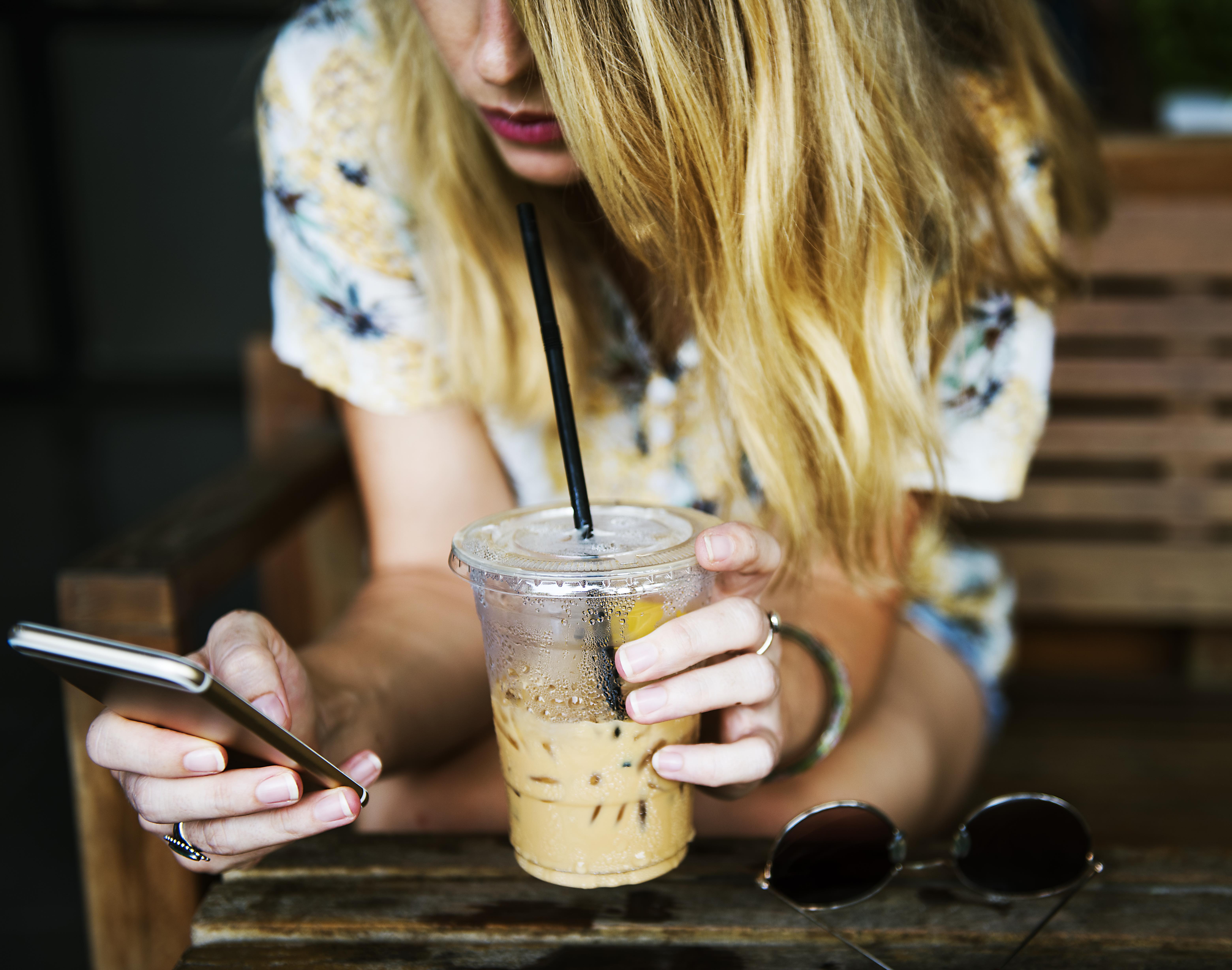 Something new is about to slide into Twitter’s direct messages. Twitter announced the ability to capture and share videos in direct messages. This new feature is accessible through the old camera…